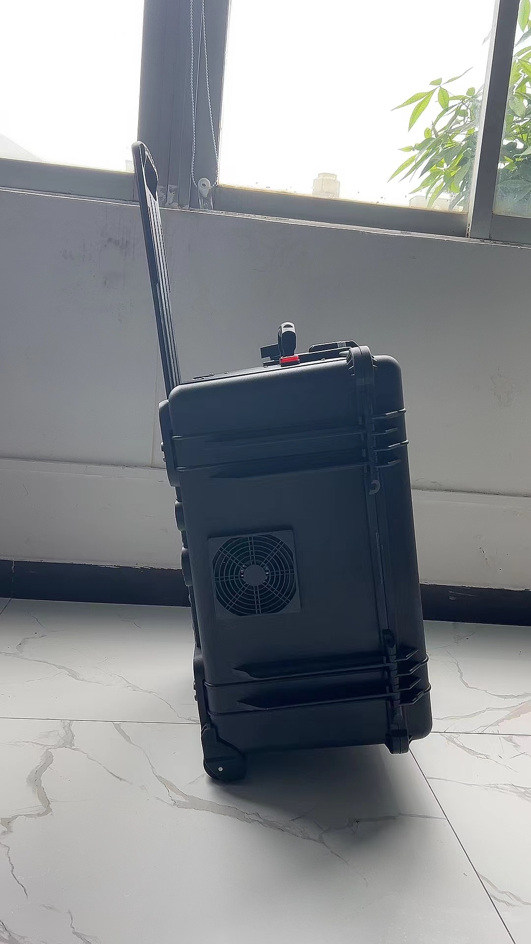 塔什库尔干手拉箱型移动通信干扰器