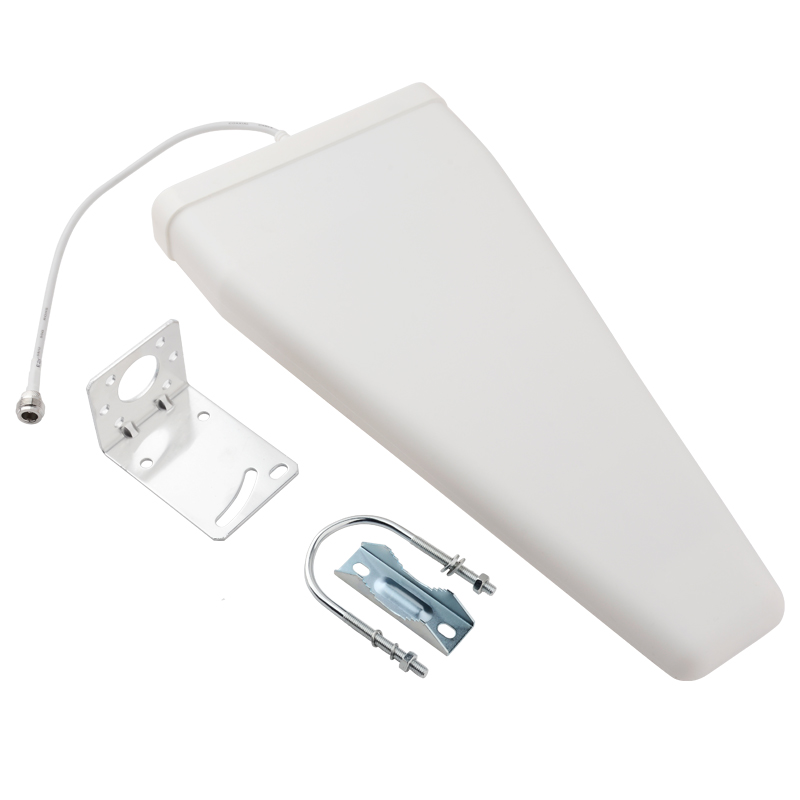  塔什库尔干对数周期天线定向接收发射700-3700MHz